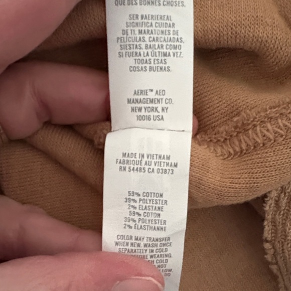 Aerie V-Neck light weight sweatshirt/tee in Tan - Picture 4 of 4